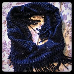 NWOT Steve Madden infinity scarf